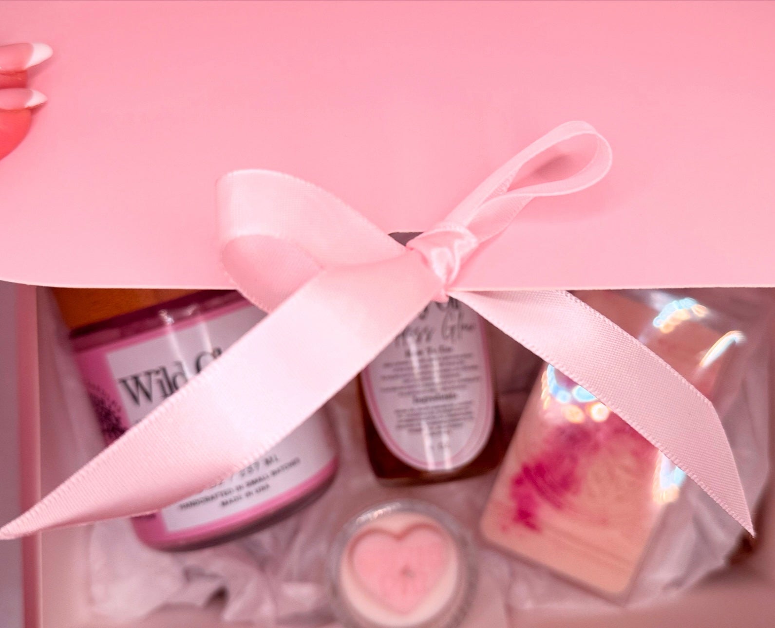 Glow Box: Handcrafted Wellness, Monthly